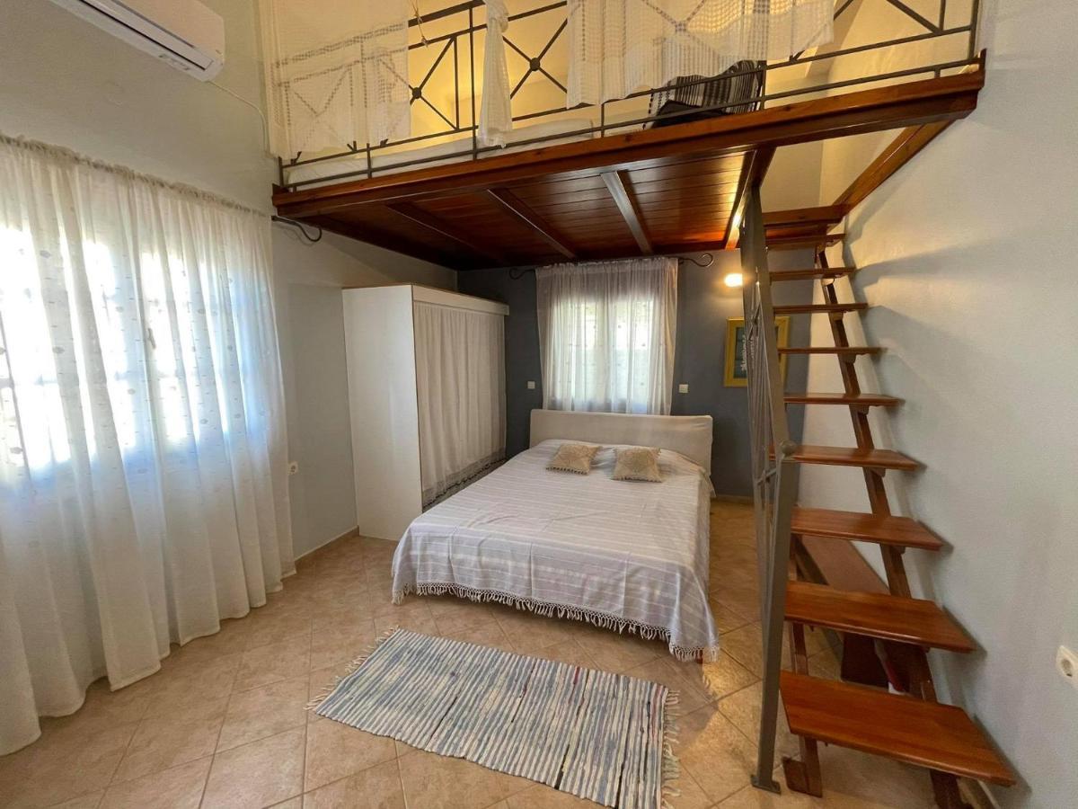 Villa Next To The Sea!! Myrties ภายนอก รูปภาพ