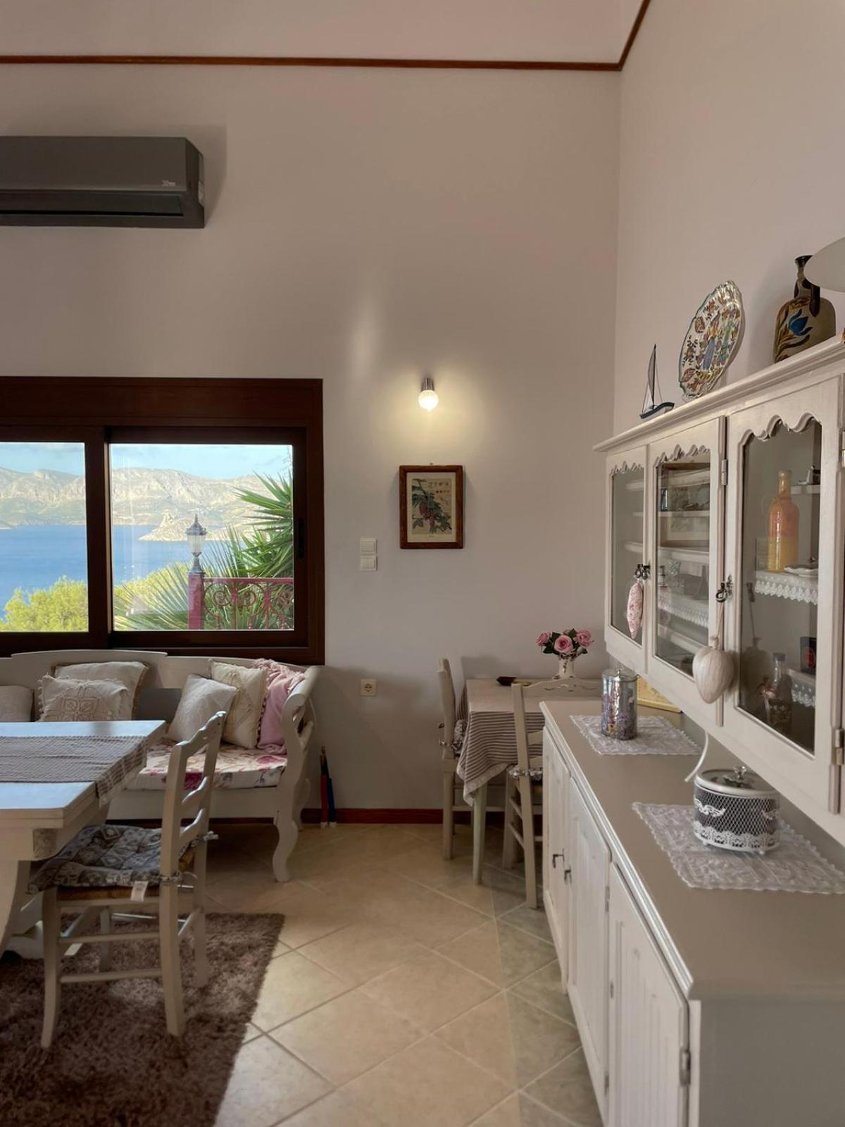 Villa Next To The Sea!! Myrties ภายนอก รูปภาพ