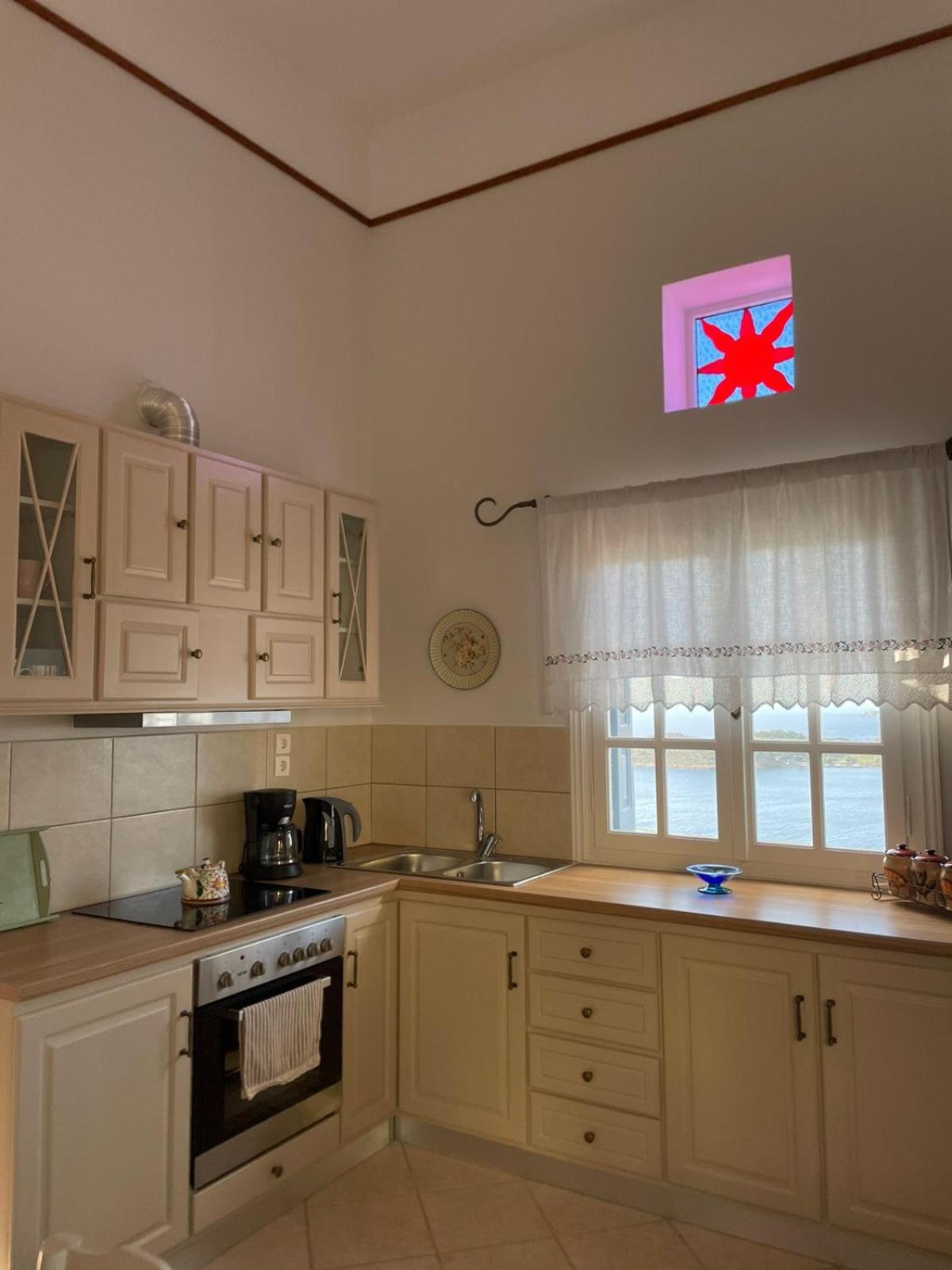 Villa Next To The Sea!! Myrties ภายนอก รูปภาพ