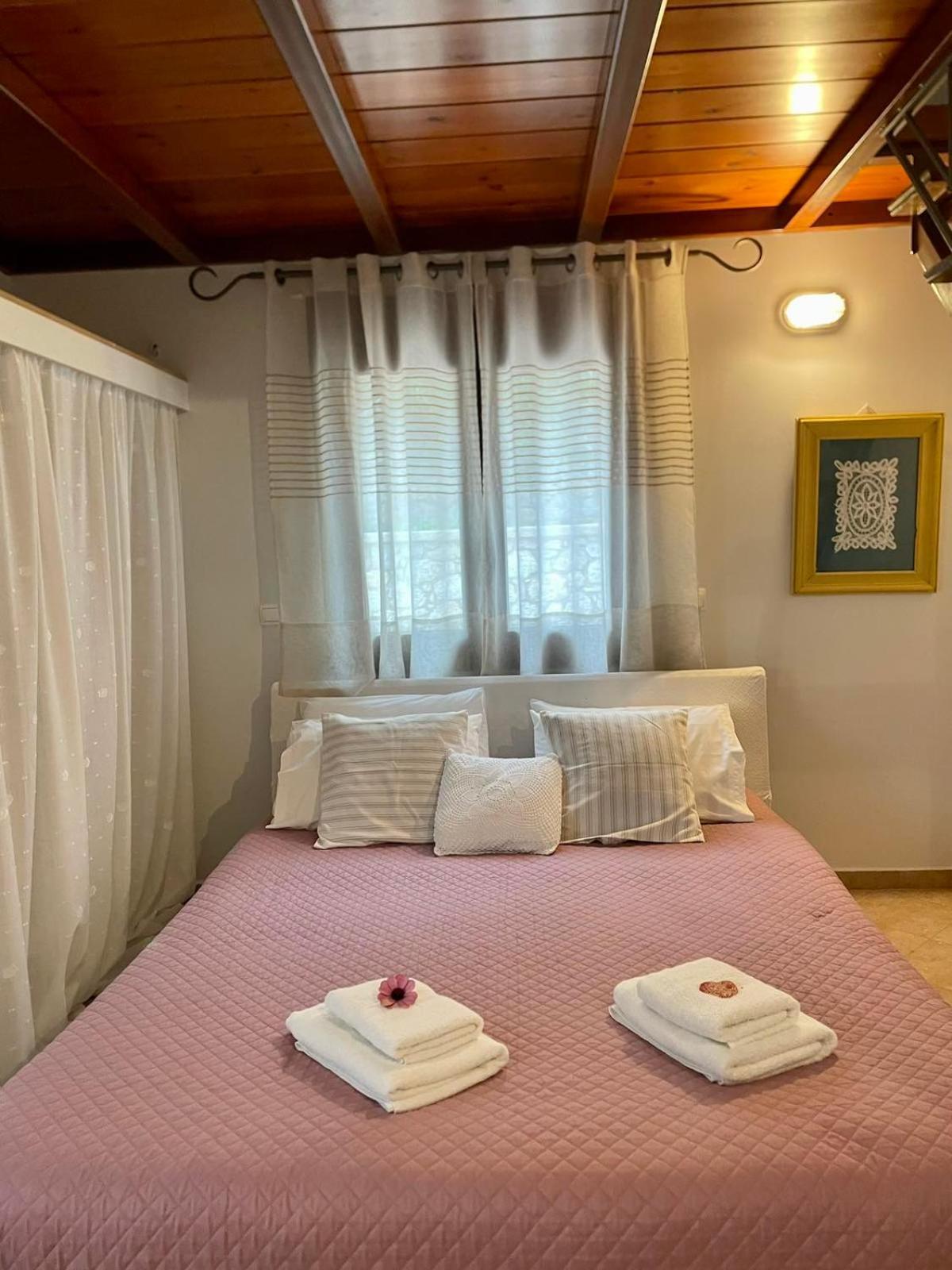 Villa Next To The Sea!! Myrties ภายนอก รูปภาพ
